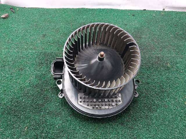 Blower Motor BMW 3 Series 2016 9319919-01 — photo 4