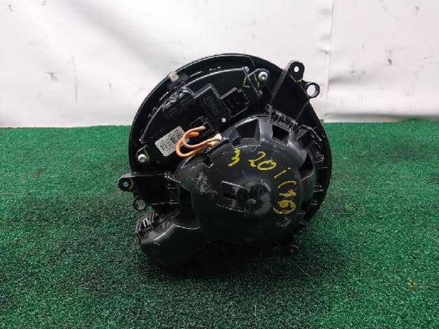 Blower Motor BMW 3 Series 2016 9319919-01 — photo 1