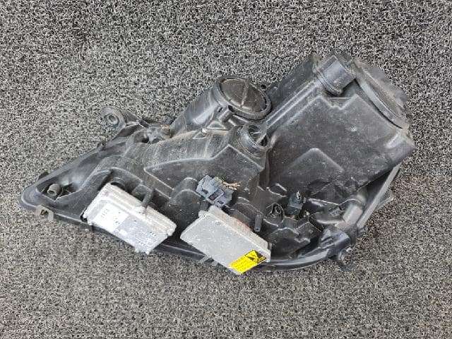 Right Headlight MERCEDES-BENZ ML-Class 2006 — photo 4