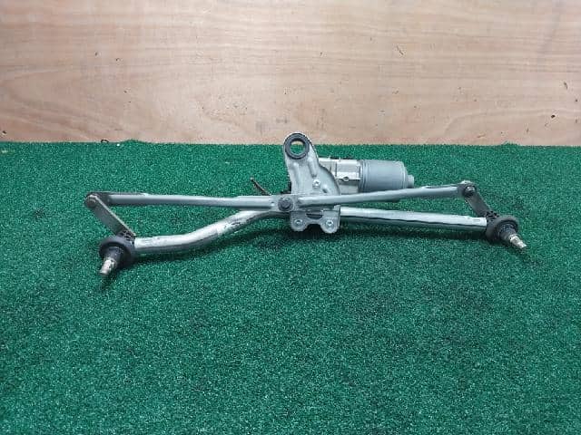 Front Wiper Motor BMW 3 Series 2005 67 63- 6 914 577 — photo 2