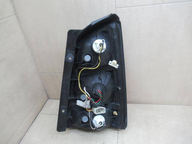 Left Tail Light SUBARU Pleo 2002 TA-RA1 — photo 3
