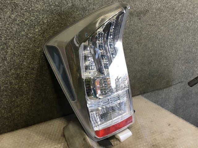 Left Tail Light TOYOTA Prius 2009 DAA-ZVW30 — photo 2