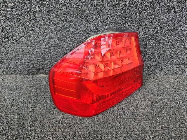 Left Tail Light BMW 2013 — photo 2