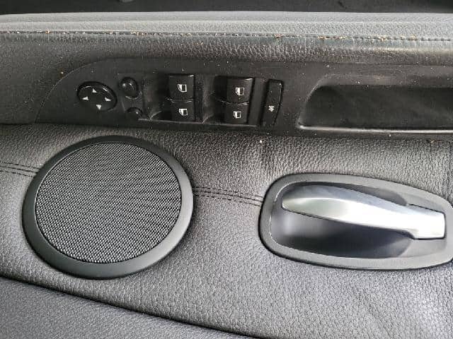 Front Left Door Panel BMW 2008 — photo 4