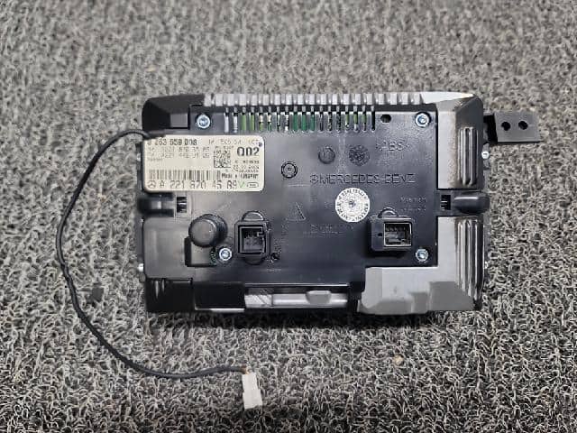 Audio Player MERCEDES-BENZ 2009 A 221 870 45 89 — photo 2