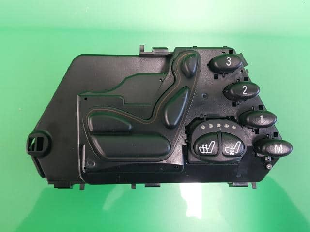 Other MERCEDES-BENZ 2008 2208211679 — photo 1