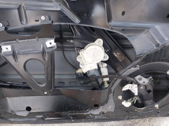 Front Left Door Panel MERCEDES-BENZ 2006 — photo 7