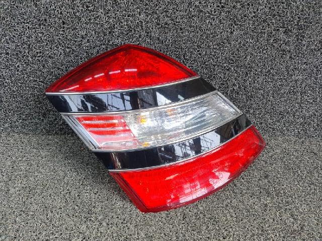 Left Tail Light MERCEDES-BENZ 2009 — photo 2