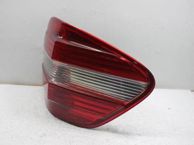 Right Tail Light MERCEDES-BENZ ML-Class 2007 404102R — photo 4