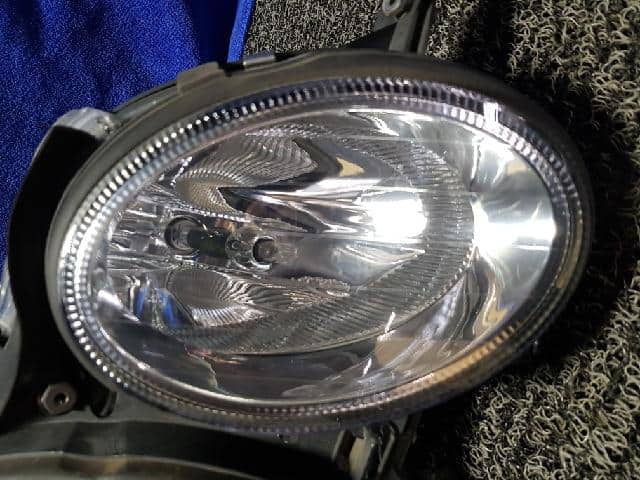 Right Headlight MERCEDES-BENZ E-Class 2005 A2118201461 — photo 3