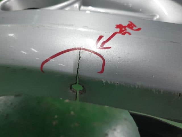 Front Bumper NISSAN Qashqai 2010 — photo 4