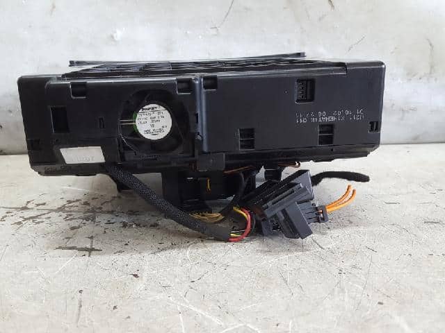 Audio Player MERCEDES-BENZ E-Class 2003 A2116800552 — photo 6