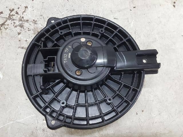 Blower Motor HONDA Accord 2004 — photo 1