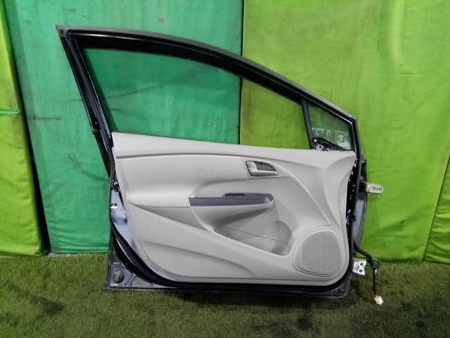 Front Left Door Assembly HONDA Insight 2010 DAA-ZE2 — photo 5