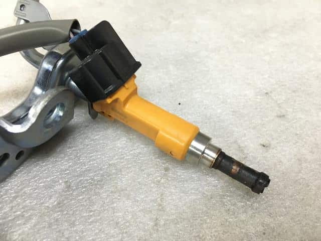 Injector TOYOTA Crown 2013 AWS210 2320939275 — photo 5