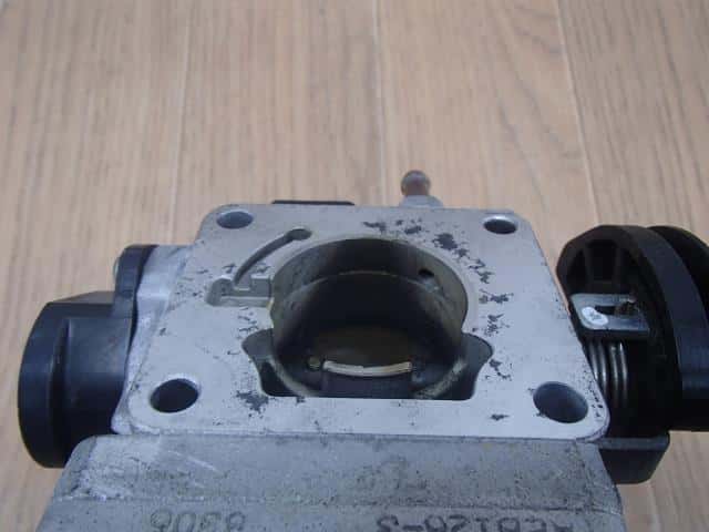 Throttle Body NISSAN Moco 2008 CBA-MG22 — photo 3