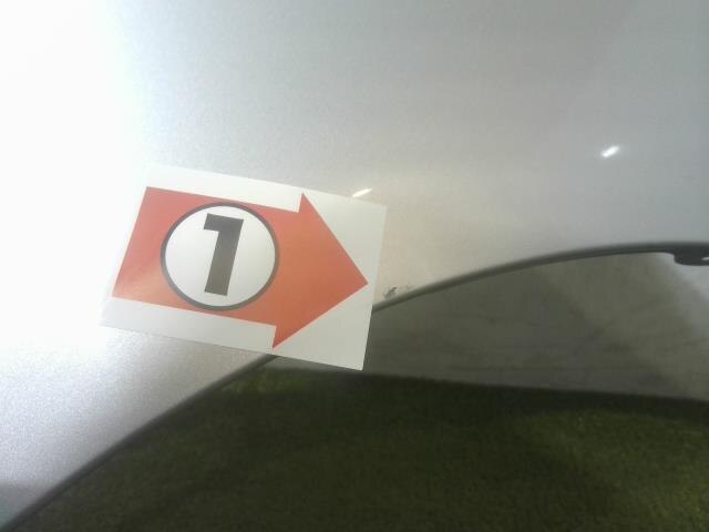 Left Fender Panel TOYOTA Sienta 2016 DBA-NSP172G — photo 2