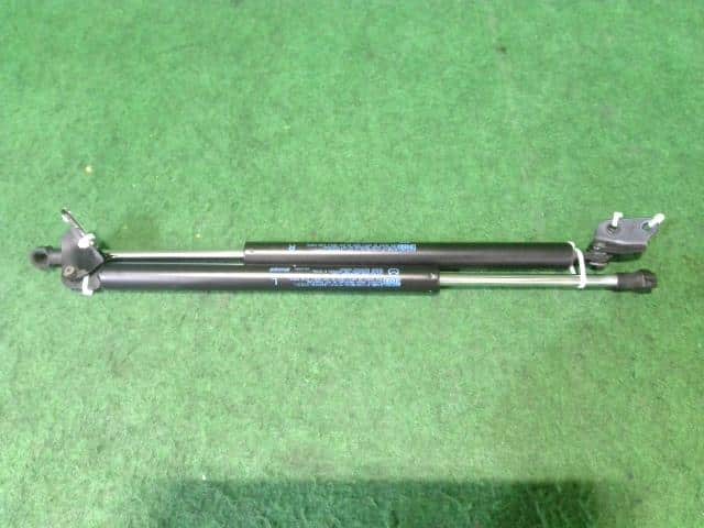 Tail Gate Damper MAZDA CX-5 2013 LDA-KE2AW — photo 1