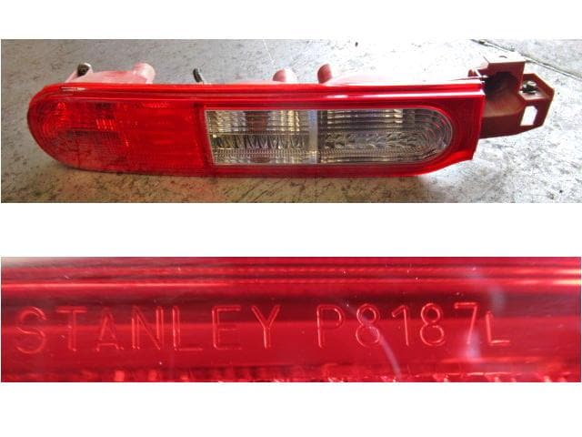Left Tail Light NISSAN Cube 2010 DBA-NZ12 — photo 1