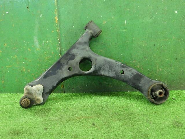 Front Left Lower Control Arm TOYOTA Wish 2010 DBA-ZGE25 — photo 4