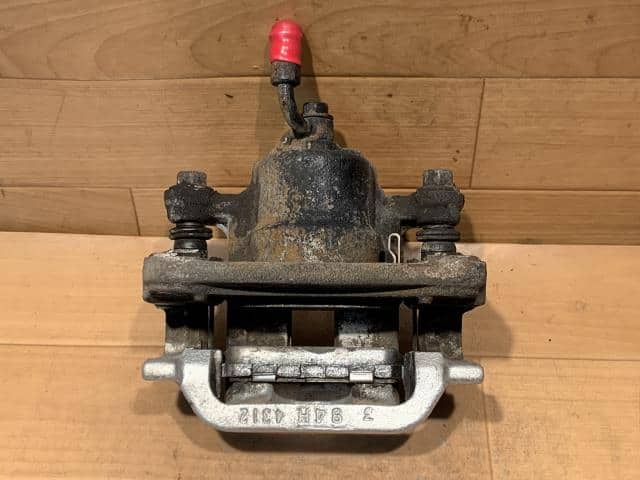 Rear Left Caliper NISSAN Fuga 2004 CBA-PNY50 — photo 2