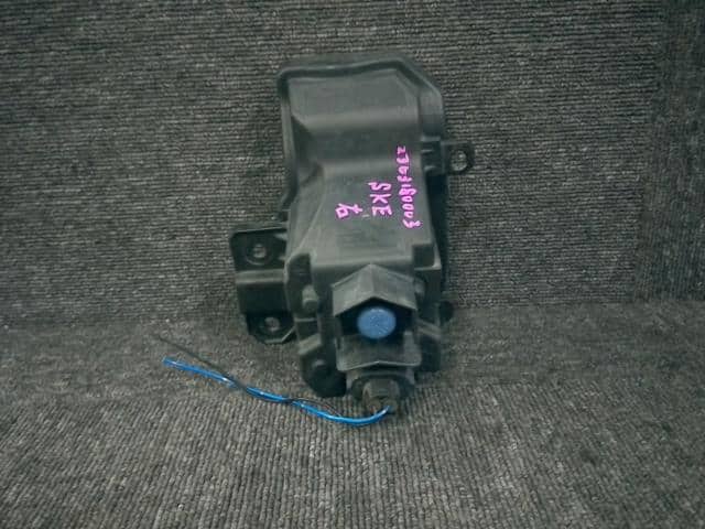 Right Fog Light SUBARU Forester 2019 5AA-SKE 84501SJ000 — photo 2