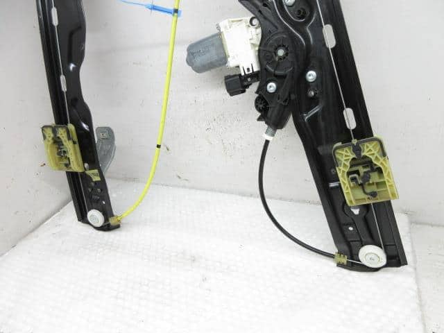 Rear Right Door Regulator ROVER 2018 CBA-LY3VA — photo 4
