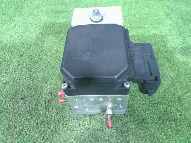 ABS Actuator HINO Dutro 2010 BKG-XZU548 4454037070 — photo 3