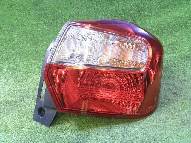 Right Tail Light SUBARU Vx 2013 DBA-GP7 — photo 1