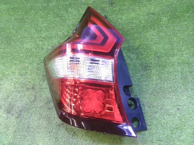 Left Tail Light NISSAN Note 2016 DAA-HE12 — photo 1