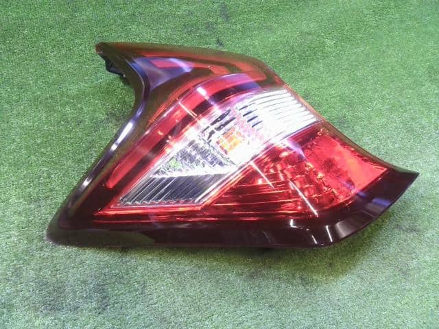 Left Tail Light NISSAN Note 2016 DAA-HE12 — photo 2