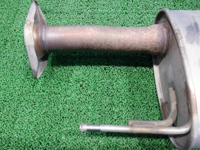 Exhaust Center Muffler NISSAN Elgrand 2011 DBA-TE52 — photo 2