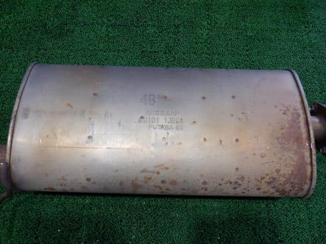 Exhaust Center Muffler NISSAN Elgrand 2011 DBA-TE52 — photo 4