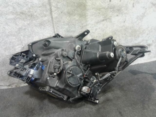 Right Headlight TOYOTA vellfire 2008 DBA-ANH20 — photo 2