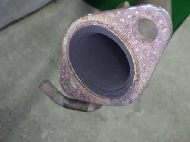 Front Exhaust Pipe SUBARU Pleo 2007 LE-RV2 44201KE051 — photo 4
