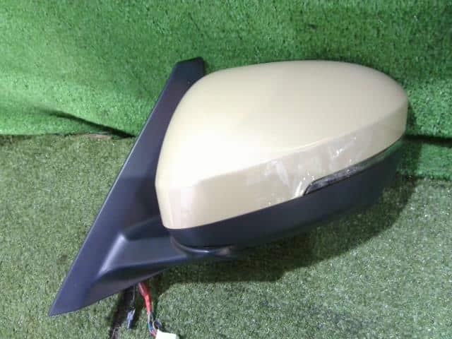 Left Side Mirror NISSAN Serena 2022 5BA-FC28 — photo 1