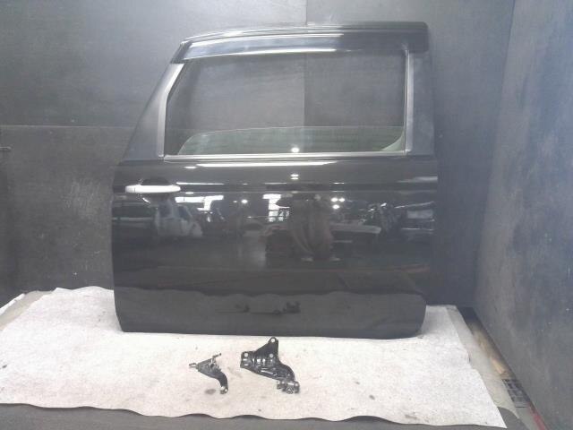 Front Left Door Assembly TOYOTA Spade 2013 DBA-NCP141 — photo 1