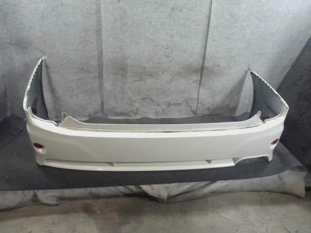 Rear Bumper Assembly NISSAN Elgrand 2010 DBA-TE52 — photo 1
