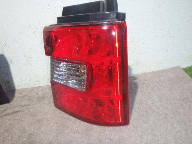 Right Tail Light MITSUBISHI Delica D5 2008 DBA-CV5W — photo 3