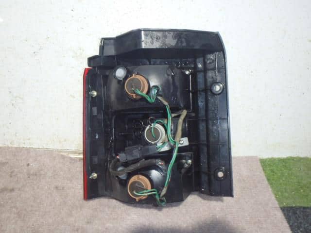 Right Tail Light MITSUBISHI Delica D5 2008 DBA-CV5W — photo 2
