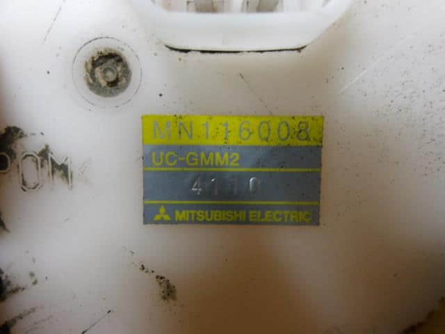 Fuel Pump MITSUBISHI Pajero Mini 2004 TA-H58A MN133960 — photo 2