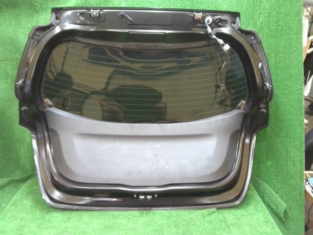 Back Door Assembly TOYOTA Vitz 2012 DBA-KSP130 — photo 2