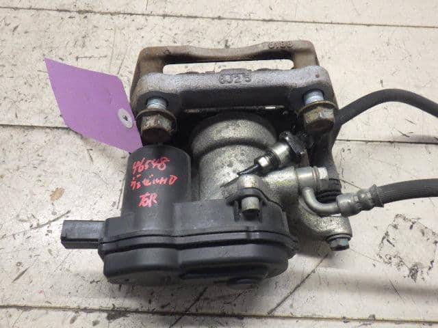 Rear Right Caliper HONDA Vezel 2016 DAA-RU3 — photo 1