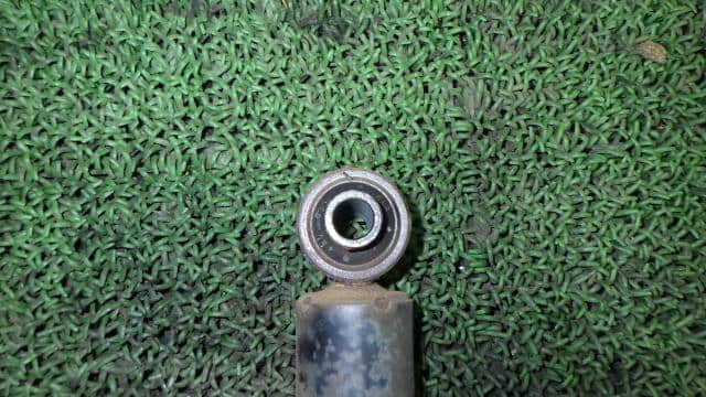 Rear Right Shock Absorber NISSAN Moco 2006 DBA-MG22 — photo 3