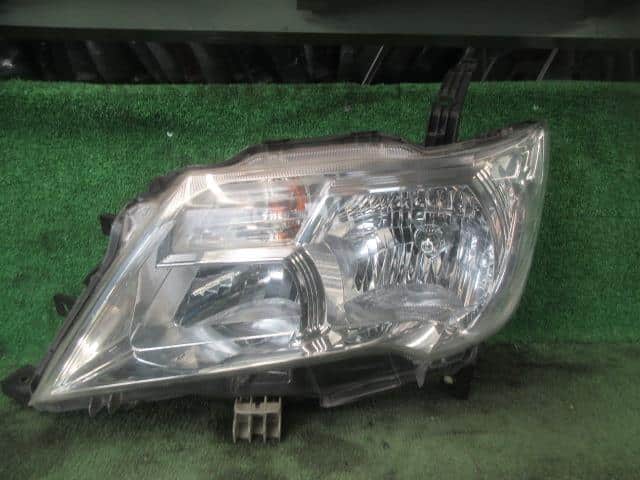 Left Headlight NISSAN Serena 2010 DBA-C26 — photo 1