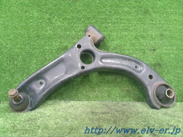 Front Left Lower Control Arm DAIHATSU Tanto 2016 DBA-LA610S — photo 1