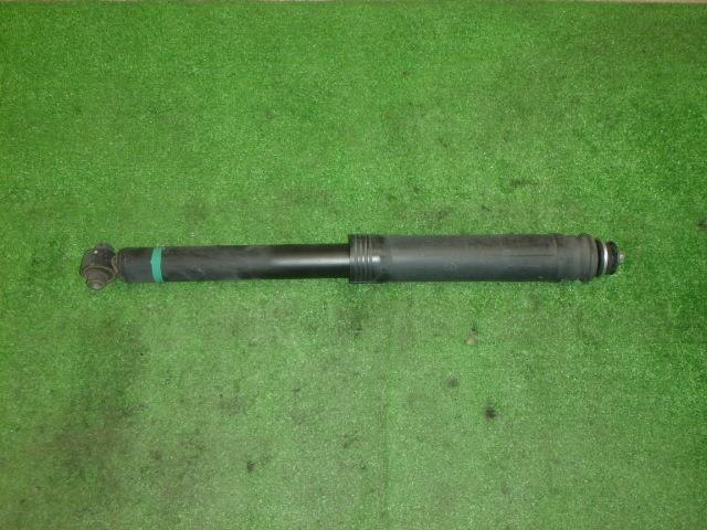 Rear Right Shock Absorber TOYOTA Prius 2011 DAA-ZVW30 — photo 2