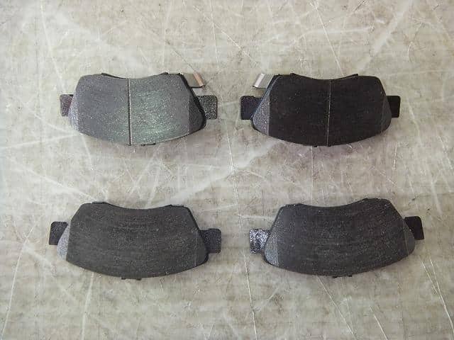 Front Brake Pads HONDA Civic 2009 DAA-FD3 — photo 1