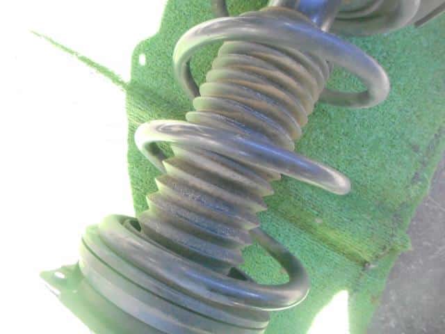 Front Left Air Suspension NISSAN Serena 2008 DBA-C25 — photo 4