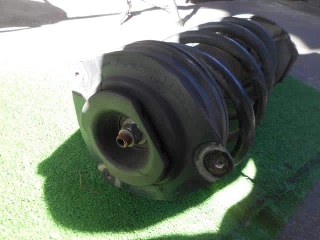 Front Left Air Suspension NISSAN Serena 2008 DBA-C25 — photo 3